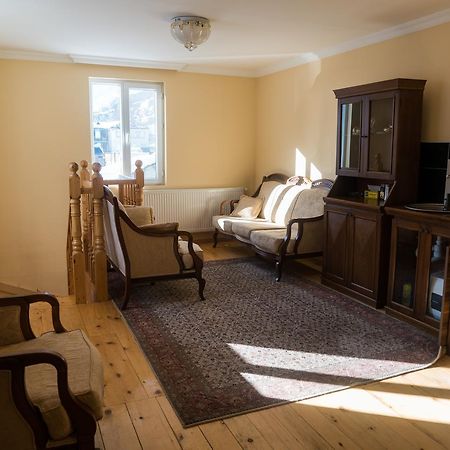 House Mon Amie Hotel Mestia Ngoại thất bức ảnh