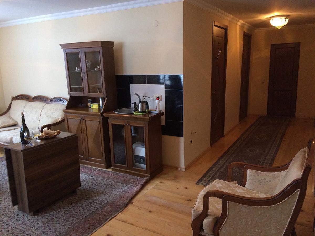 House Mon Amie Hotel Mestia Ngoại thất bức ảnh