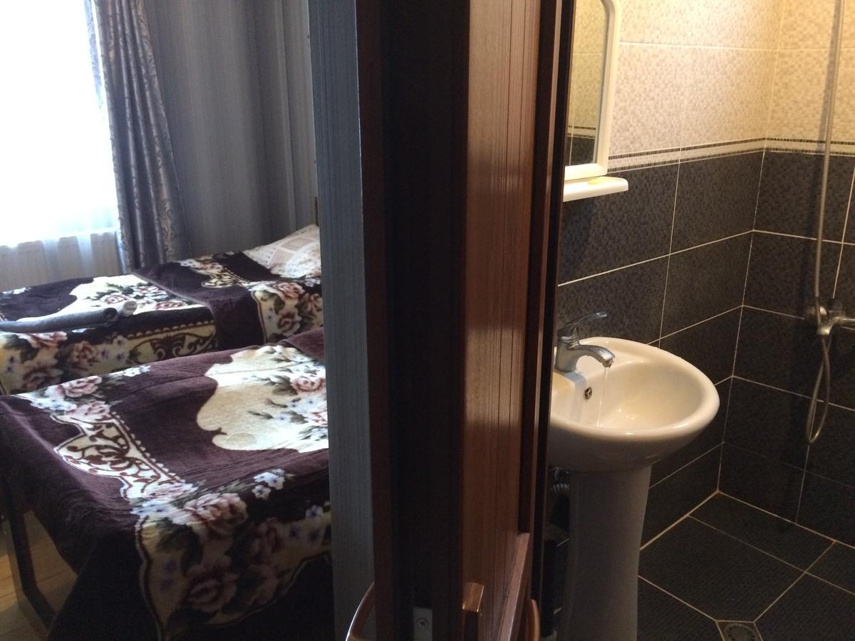 House Mon Amie Hotel Mestia Ngoại thất bức ảnh