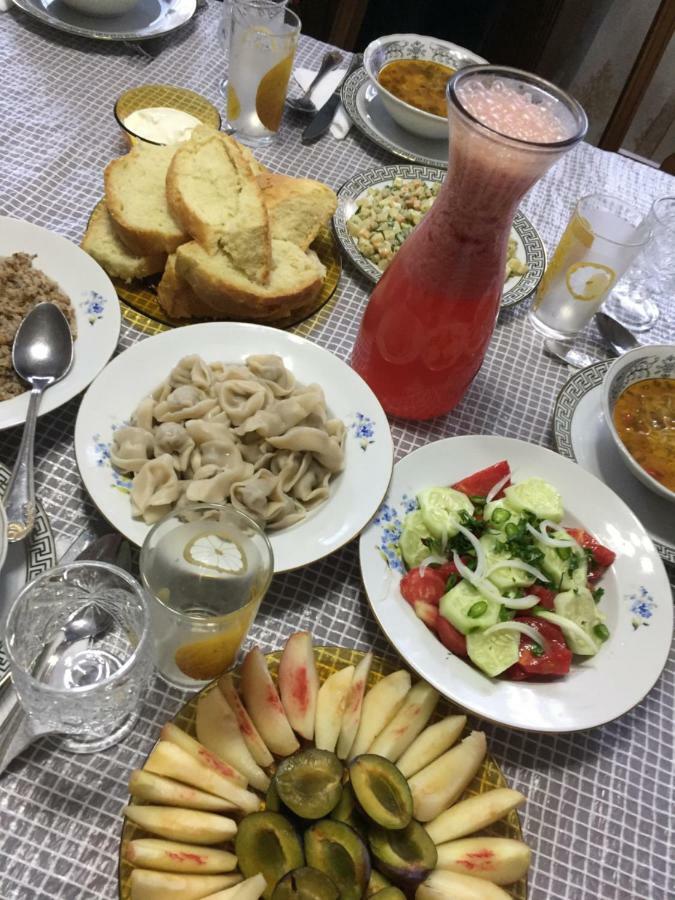 House Mon Amie Hotel Mestia Ngoại thất bức ảnh